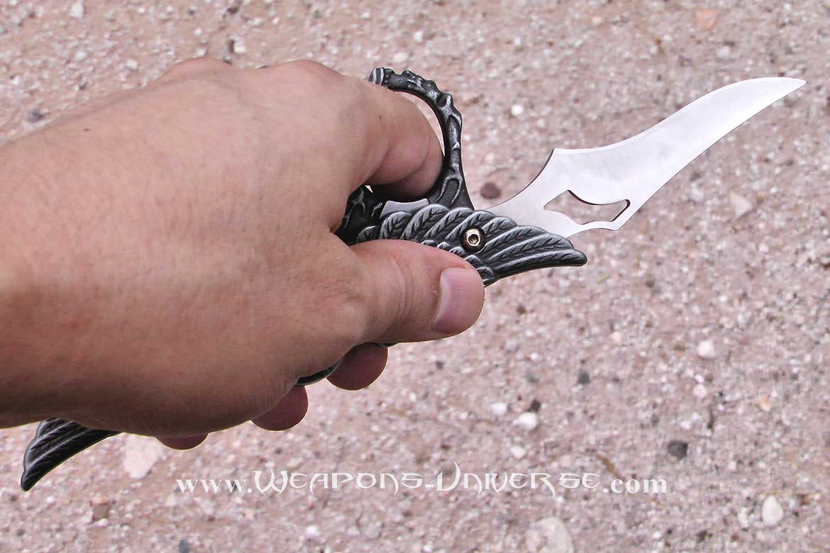 Eagle Knuckle Knife